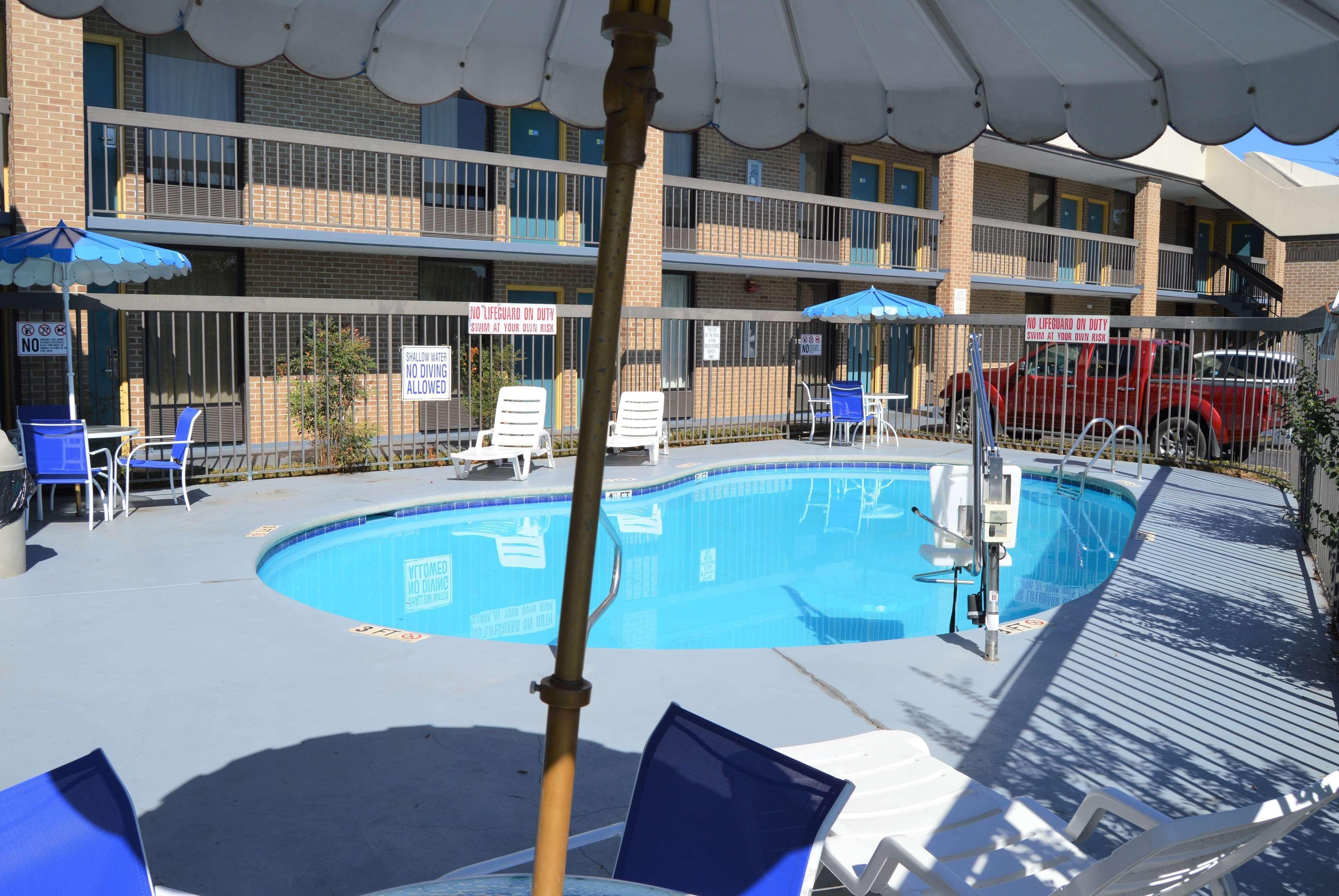Days Inn By Wyndham Easley West Of Greenville/Clemson Area Exteriér fotografie