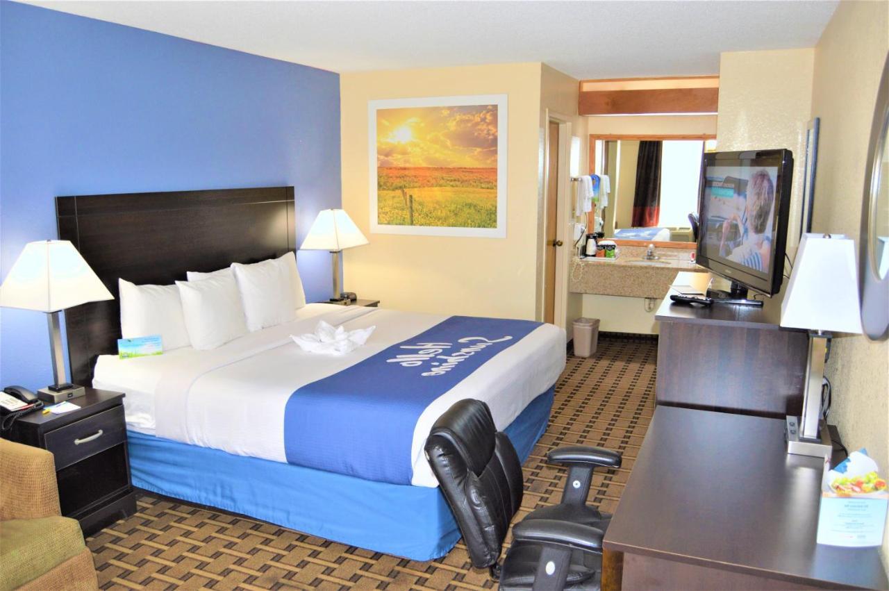 Days Inn By Wyndham Easley West Of Greenville/Clemson Area Exteriér fotografie